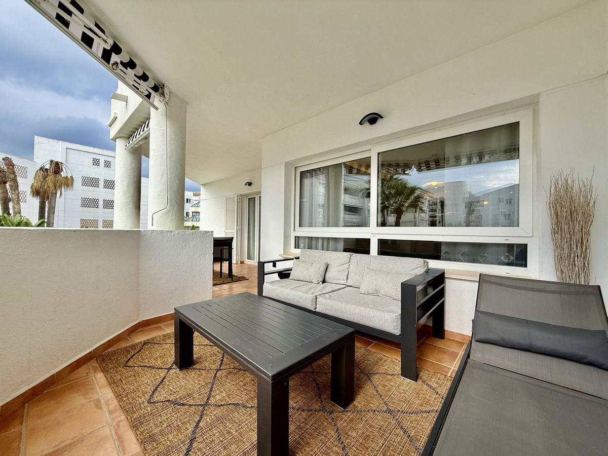 1 bedroom Apartment in Puerto Banús in Puerto Banús - foto 4