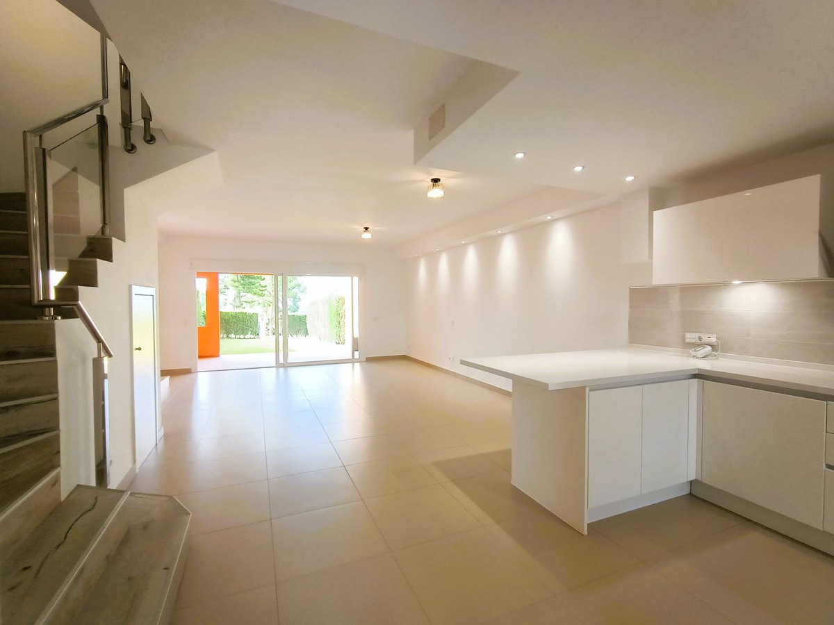 3 bedroom House in El Paraiso in El Paraiso - foto 6