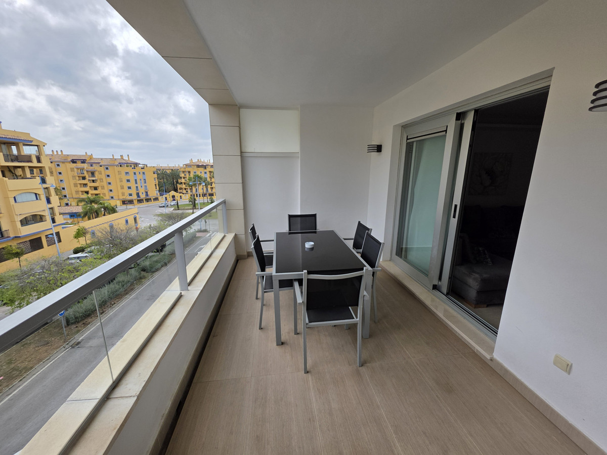 Drie-slaapkamer duplex penthouse aan het strand van San Pedro de Alcántara in San Pedro de Alcántara - foto 12