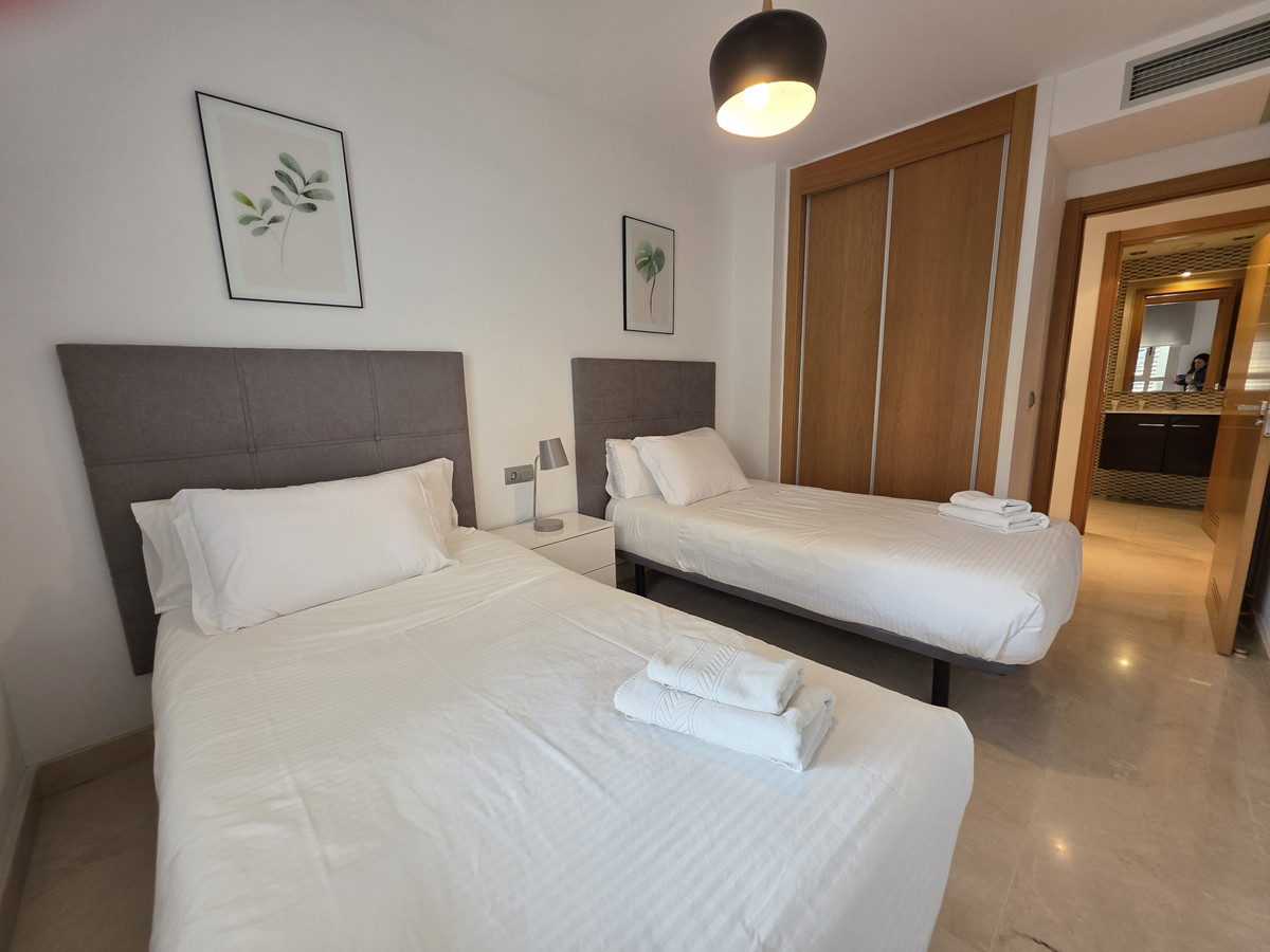 Drie-slaapkamer duplex penthouse aan het strand van San Pedro de Alcántara in San Pedro de Alcántara - foto 19