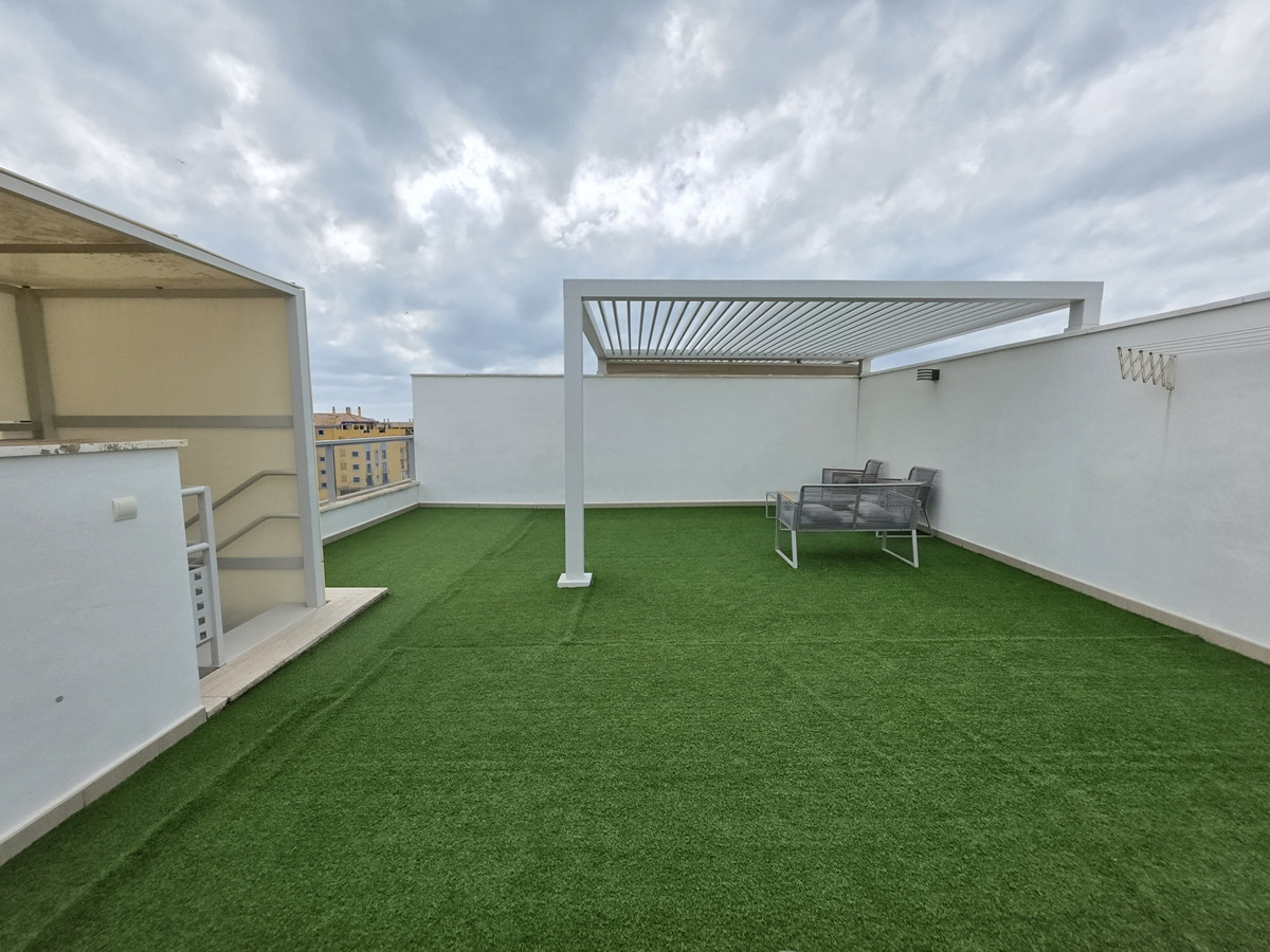 Drie-slaapkamer duplex penthouse aan het strand van San Pedro de Alcántara in San Pedro de Alcántara - foto 6