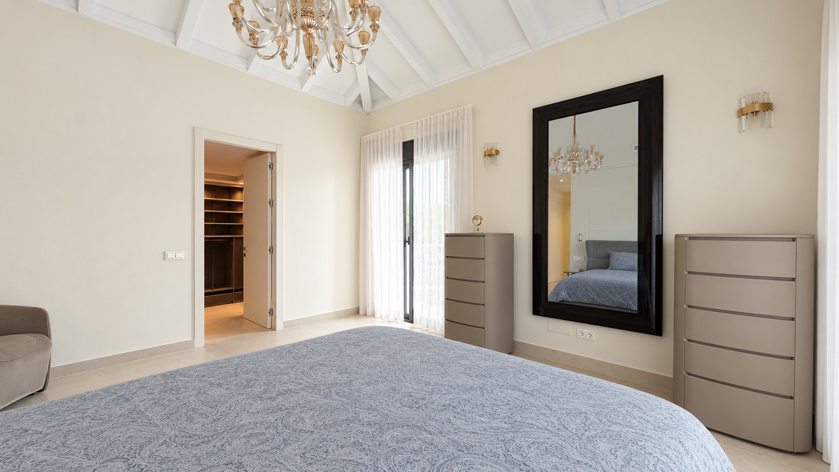Villa met zes slaapkamers in Guadalmina Baja, Málaga in Guadalmina Baja - foto 12