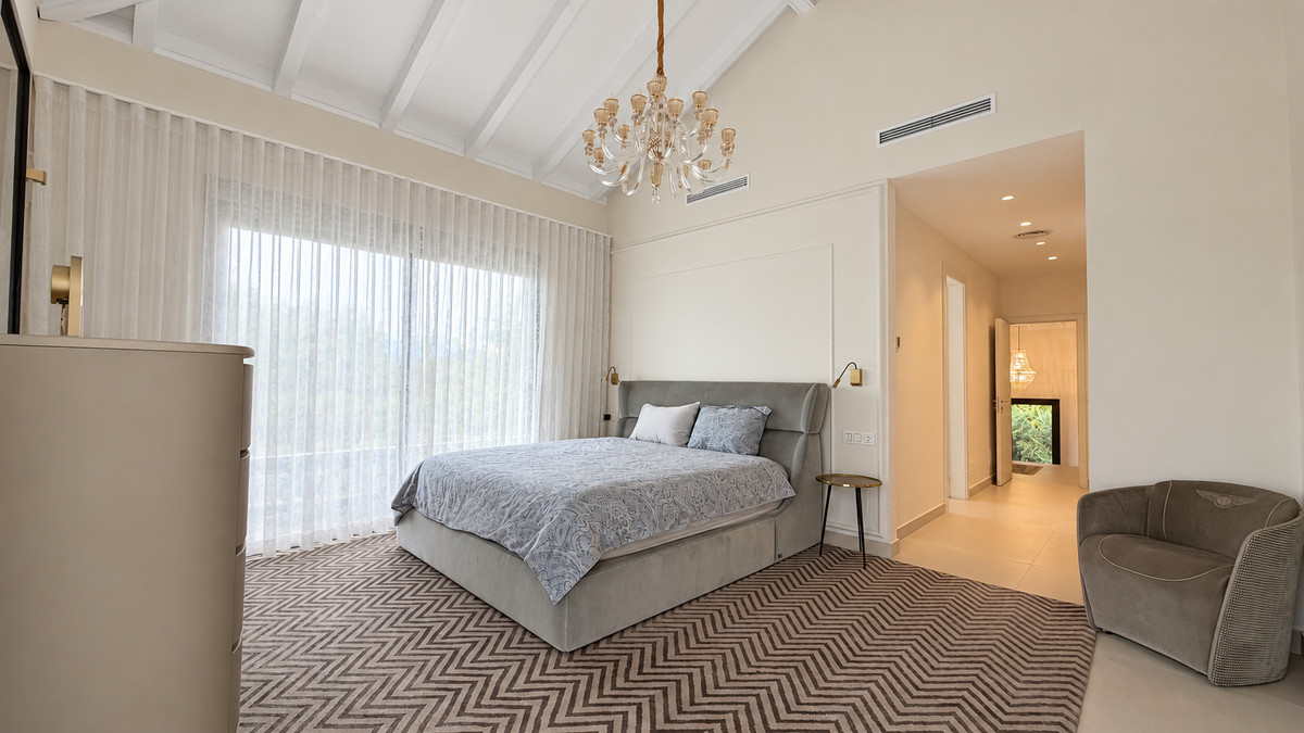 Villa met zes slaapkamers in Guadalmina Baja, Málaga in Guadalmina Baja - foto 15
