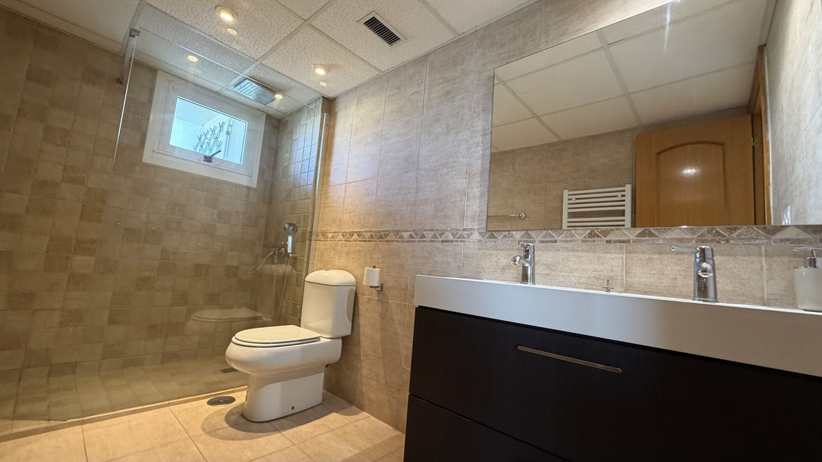 Drie-slaapkamer appartement in Guadalmina Alta in Guadalmina Alta - foto 20