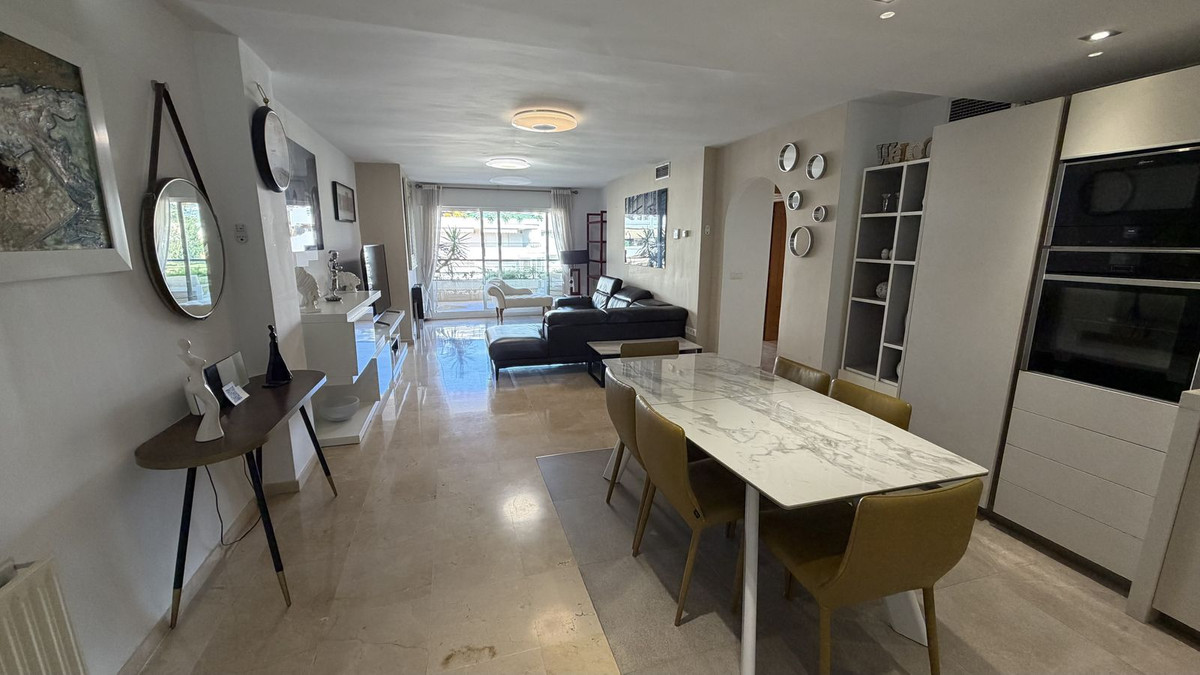 Drie-slaapkamer appartement in Guadalmina Alta in Guadalmina Alta - foto 7