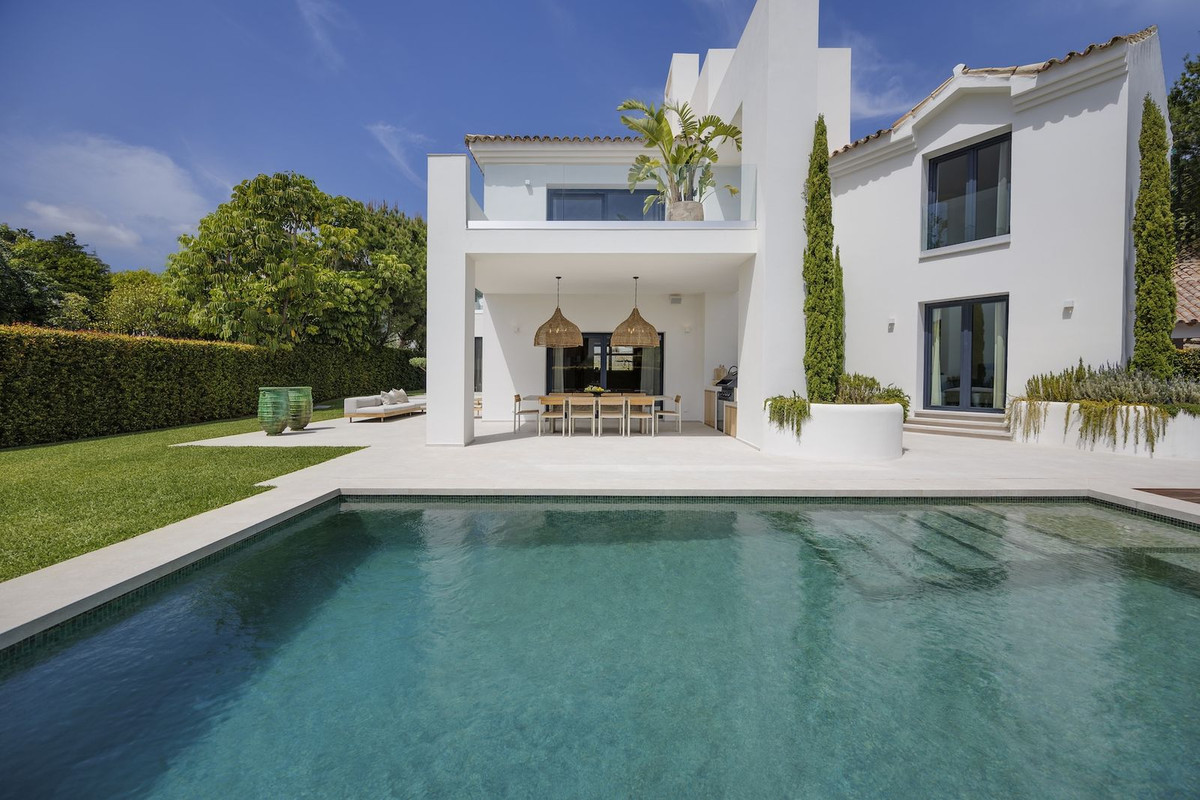 4 bedroom House in Atalaya - foto 3