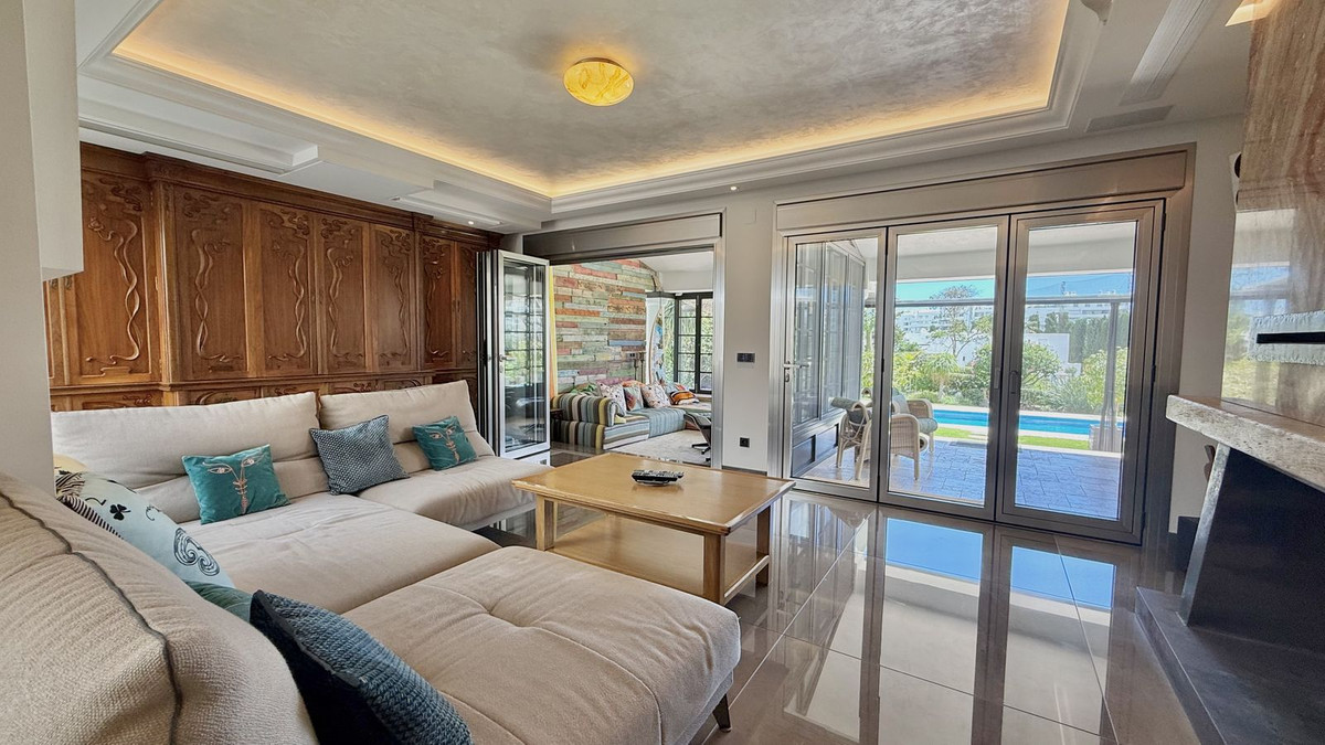 4-slaapkamer villa aan de golfbaan in Linda Vista, San Pedro de Alcántara in San Pedro de Alcántara - foto 5