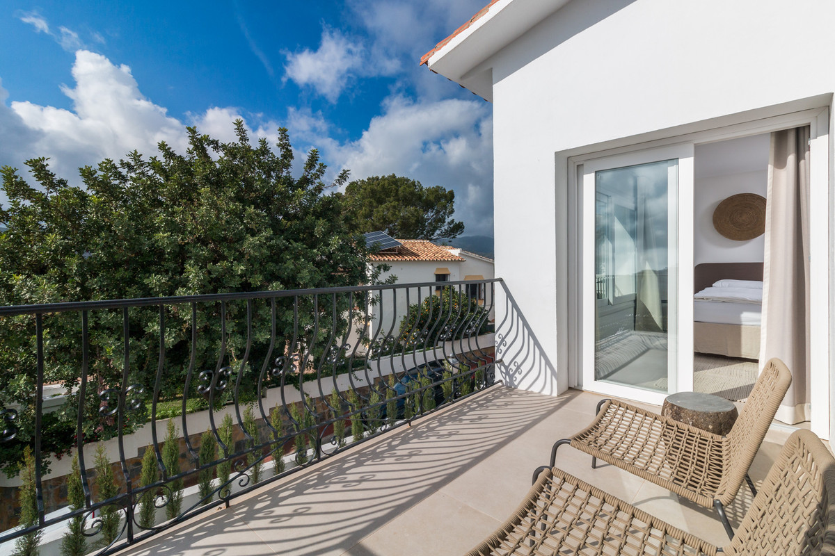 Villa met twee slaapkamers in Istán in Istán - foto 11