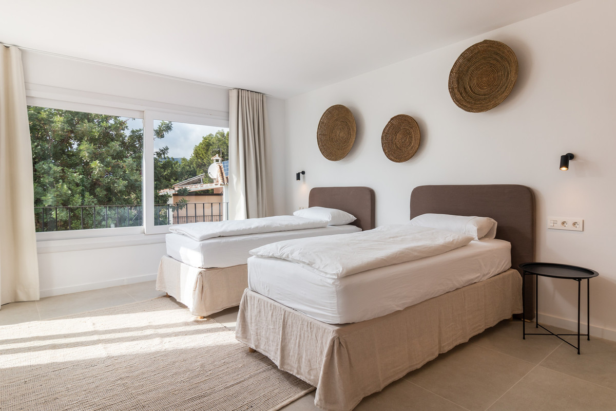 Villa met twee slaapkamers in Istán in Istán - foto 12