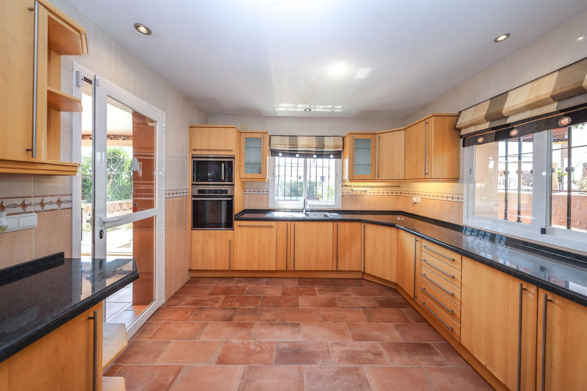 4 bedroom House in Coín in Coín - foto 13