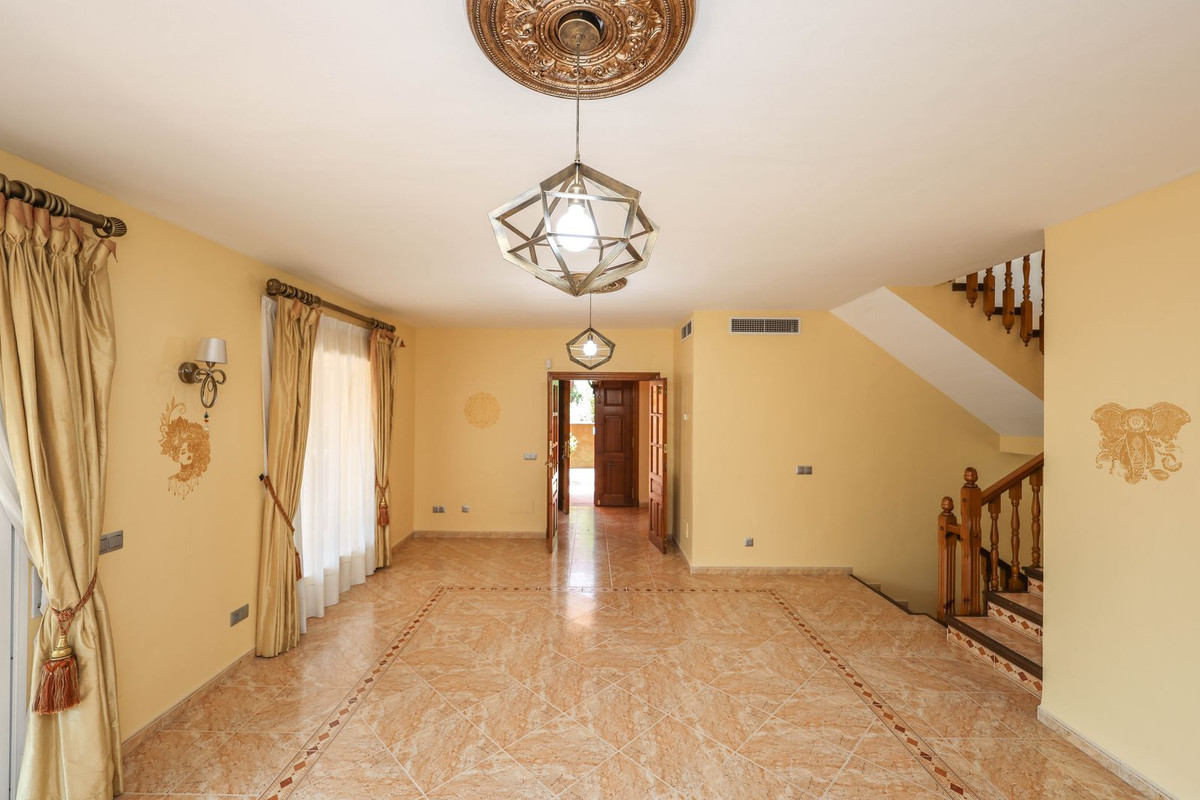 4 bedroom House in Coín in Coín - foto 6