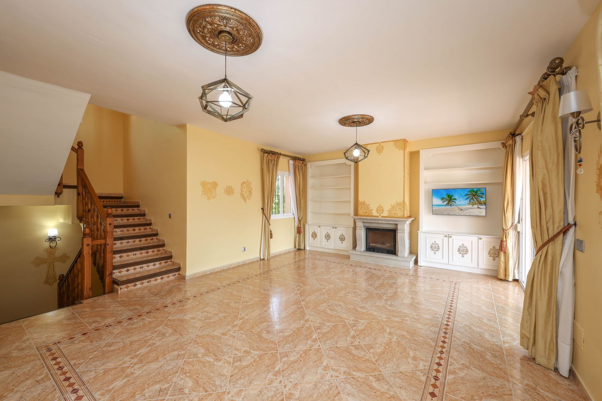 4 bedroom House in Coín in Coín - foto 9