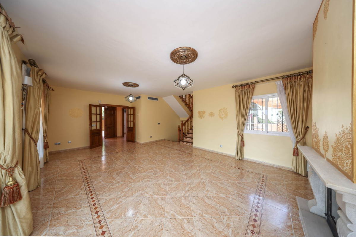 4 bedroom House in Coín in Coín - foto 10