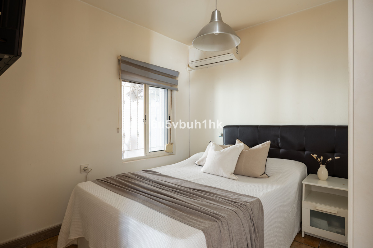 Drie-slaapkamer stadswoning in Málaga in Málaga - foto 12