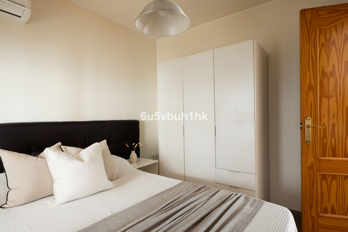 Drie-slaapkamer stadswoning in Málaga in Málaga - foto 9