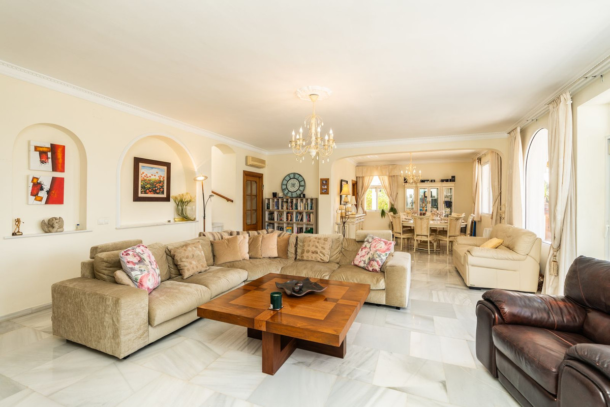 Luxe Andalusische villa in El Chaparral met 5 slaapkamers in El Chaparral - foto 11
