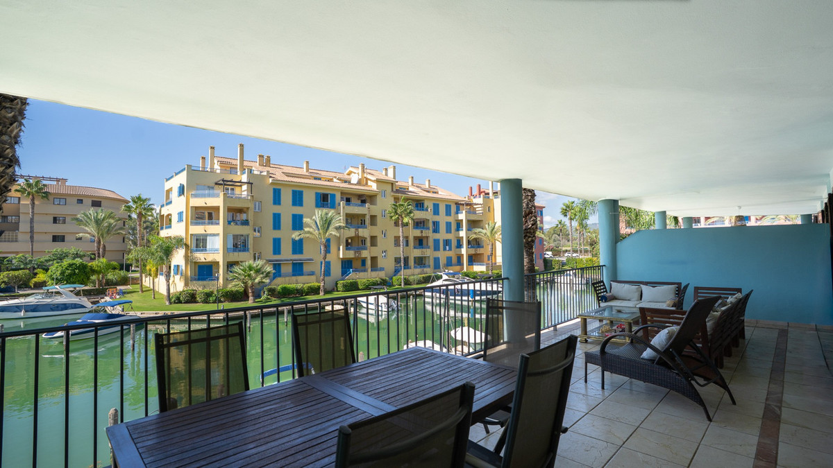 Drie-slaapkamer appartement direct aan de jachthaven in Sotogrande in Sotogrande - foto 15