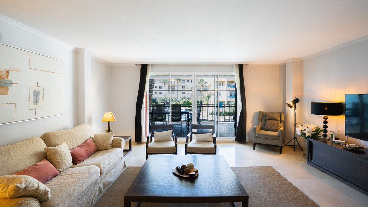 Drie-slaapkamer appartement direct aan de jachthaven in Sotogrande in Sotogrande - foto 4
