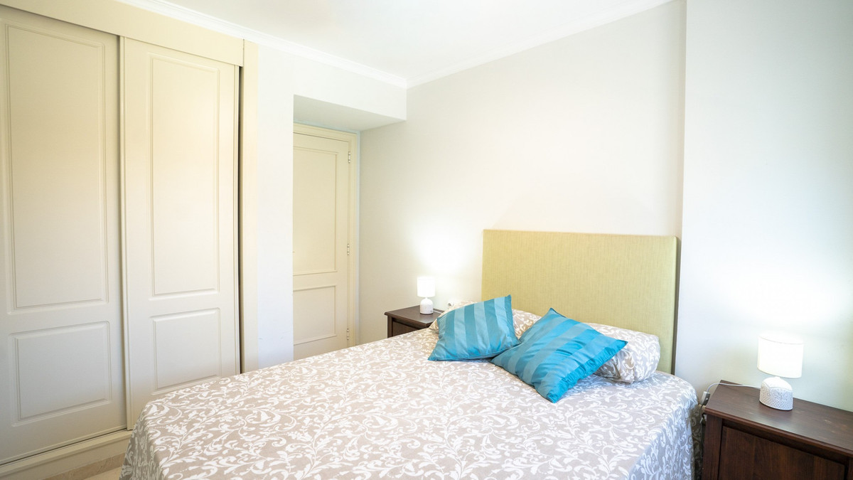 Drie-slaapkamer appartement direct aan de jachthaven in Sotogrande in Sotogrande - foto 9