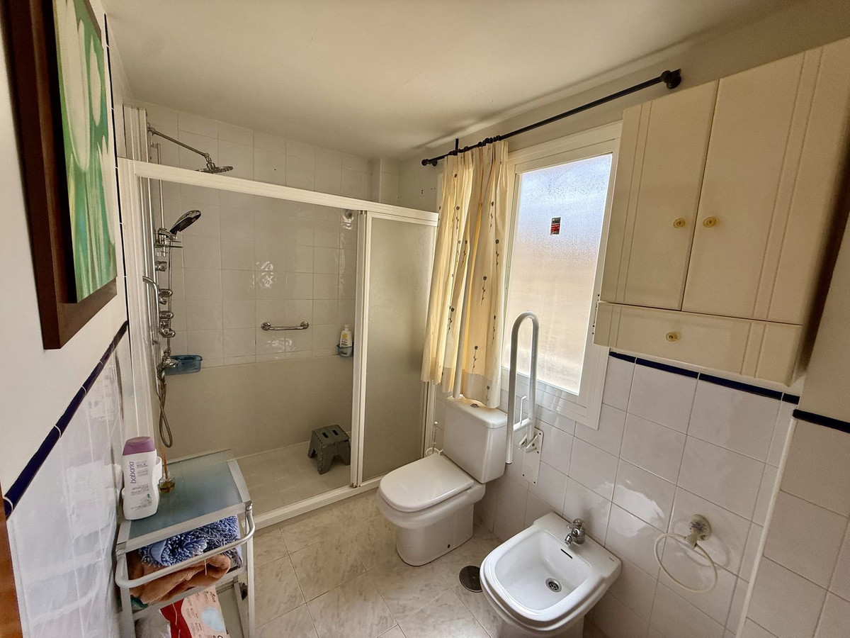 3 bedroom Apartment in Las Lagunas in Las Lagunas - foto 13
