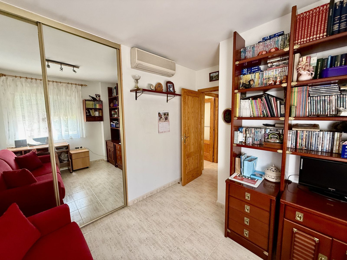 3 bedroom Apartment in Las Lagunas in Las Lagunas - foto 16