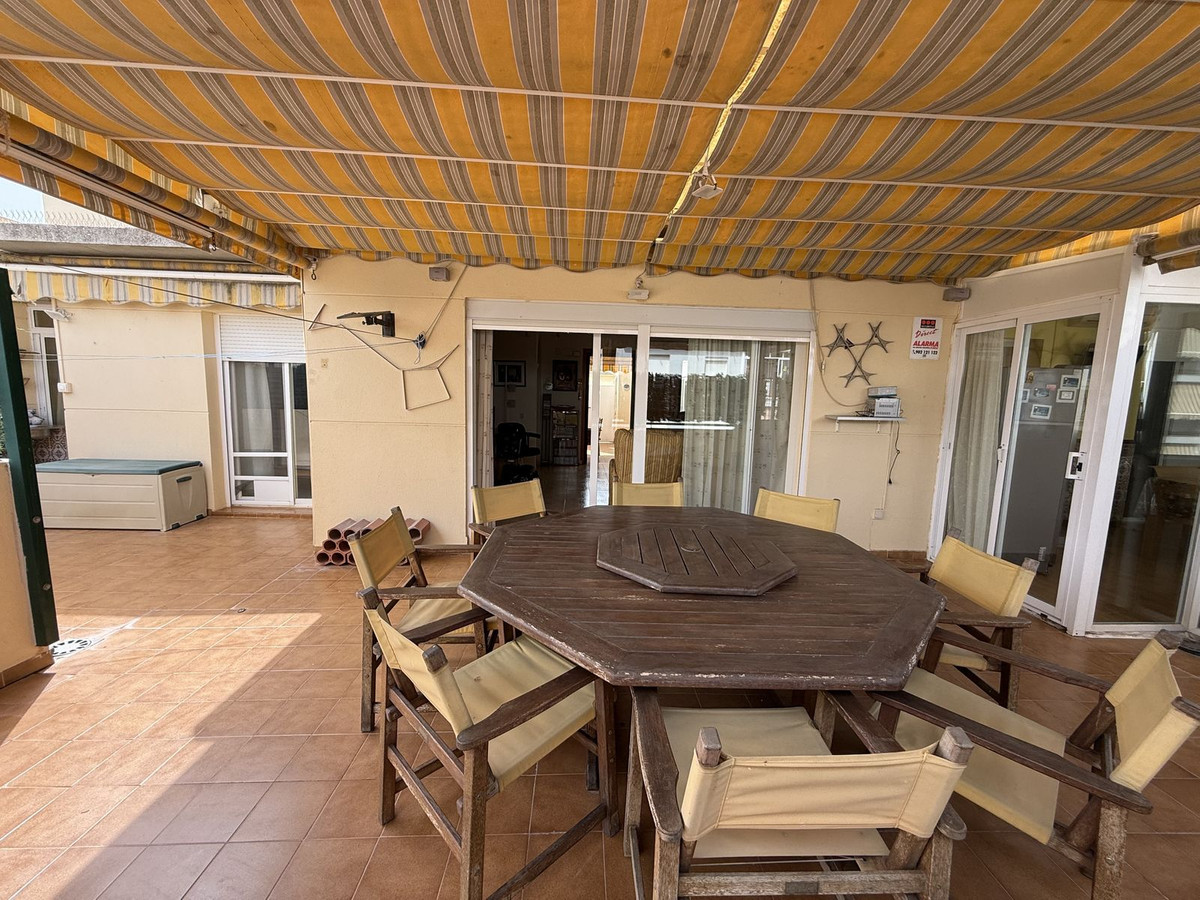 3 bedroom Apartment in Las Lagunas in Las Lagunas - foto 7