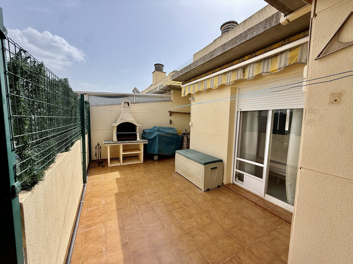3 bedroom Apartment in Las Lagunas in Las Lagunas - foto 8