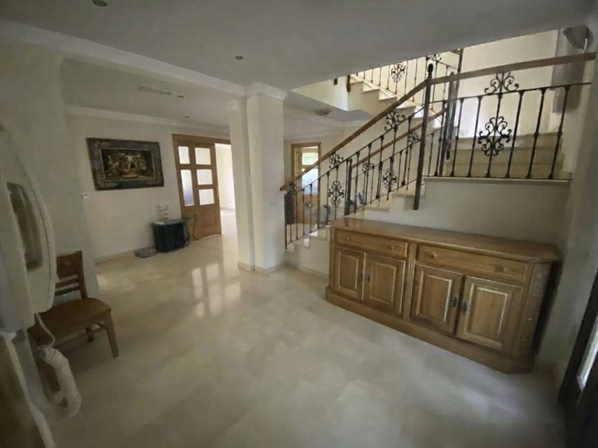 6-slaapkamer villa in Nueva Andalucía in Nueva Andalucía - foto 11