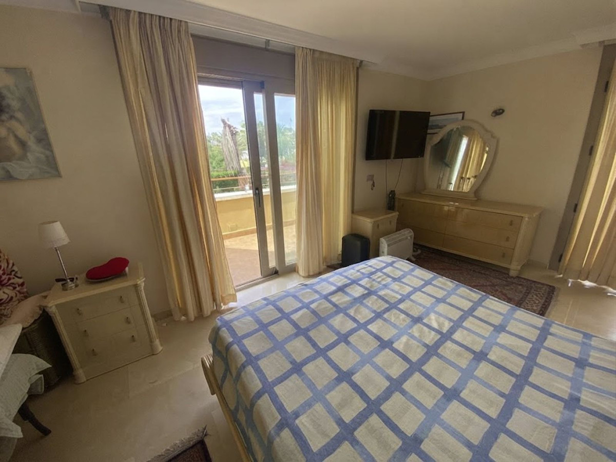 6-slaapkamer villa in Nueva Andalucía in Nueva Andalucía - foto 16