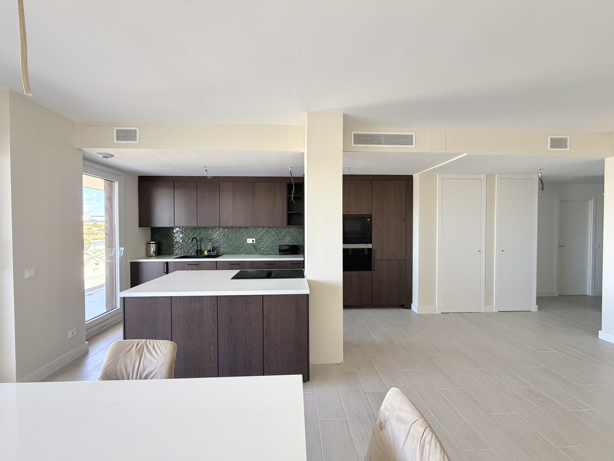 Drie-slaapkamer appartement in Estepona in Estepona - foto 9