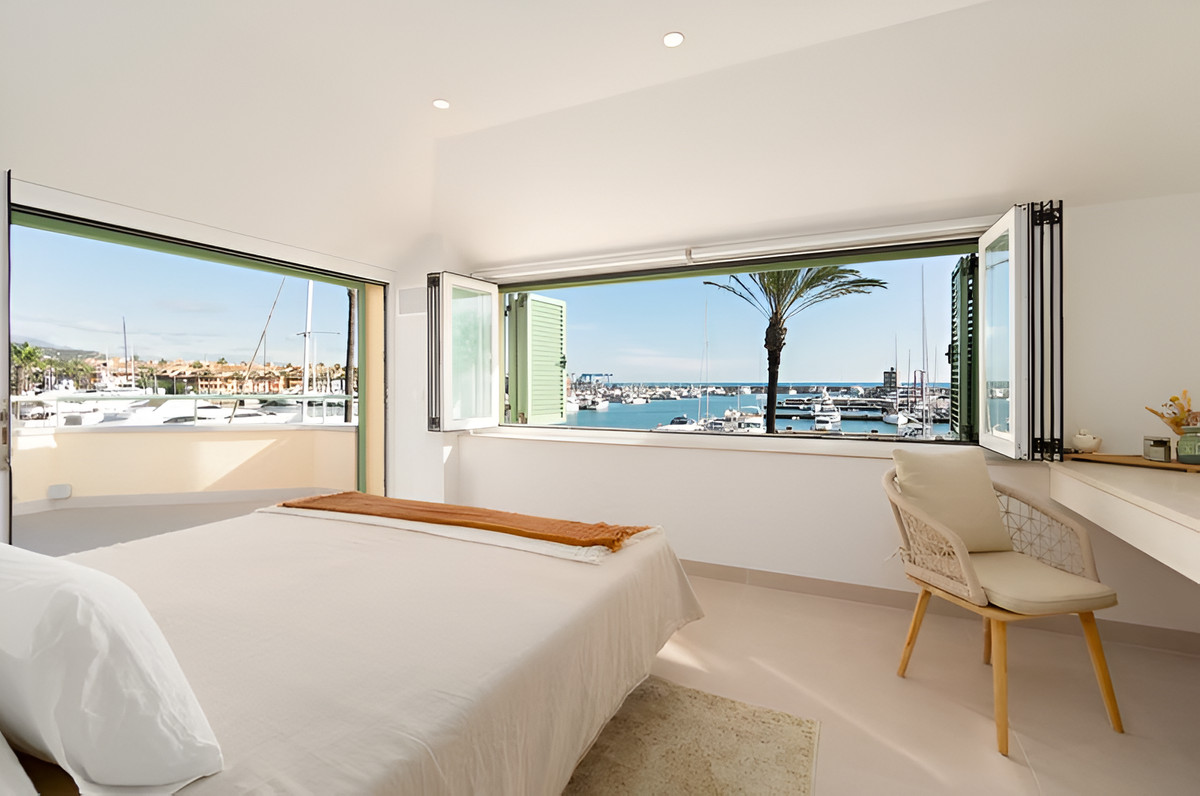 4-slaapkamer villa aan Sotogrande Marina in Sotogrande Marina - foto 8