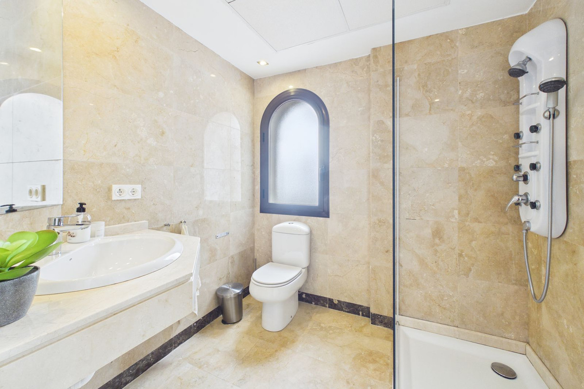 3 bedroom Apartment in La Alcaidesa in La Alcaidesa - foto 7