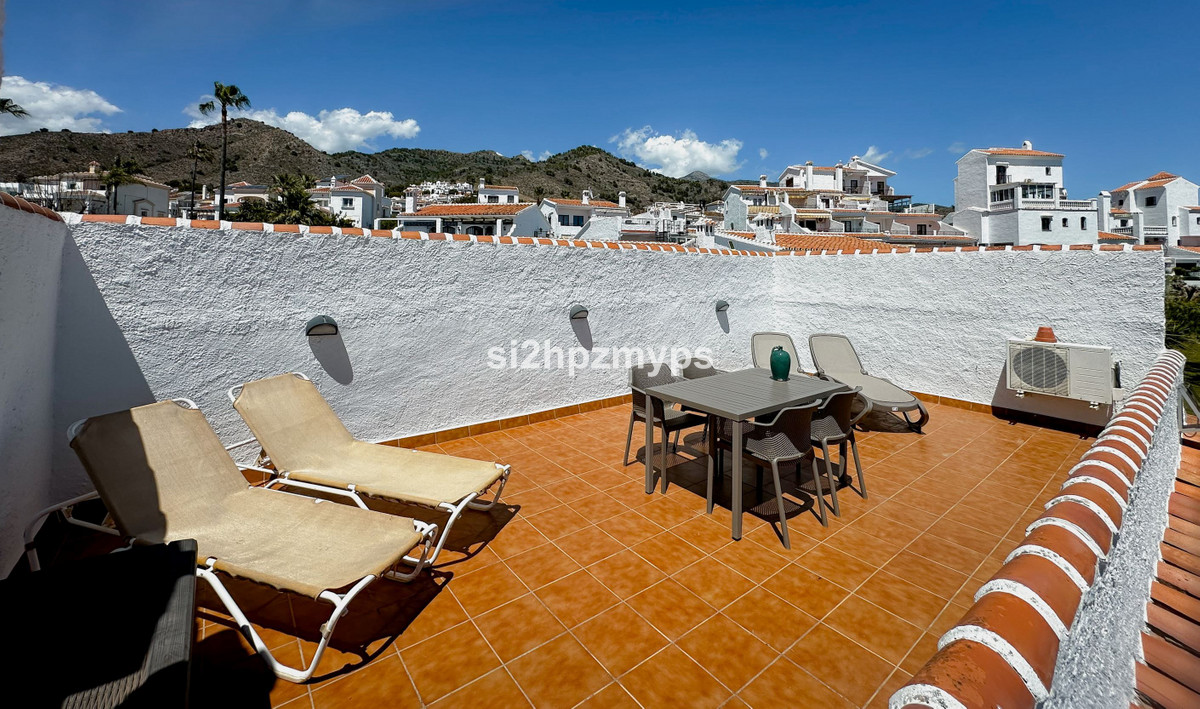 4 bedroom House in Nerja in Nerja - foto 15