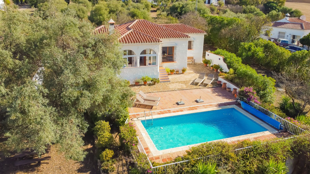 Charmante vrijstaande villa met toeristische verhuurlicentie, privézwembad en uitzicht – Fuente Amarga, Almogía in Almogía - foto 2