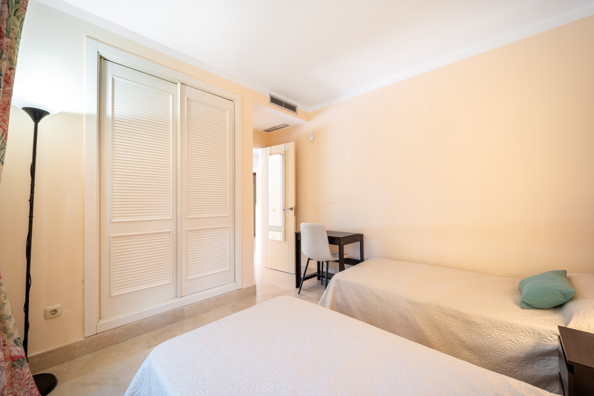 2-slaapkamer appartement aan het strand in Alcazaba Beach, Estepona in Estepona - foto 17