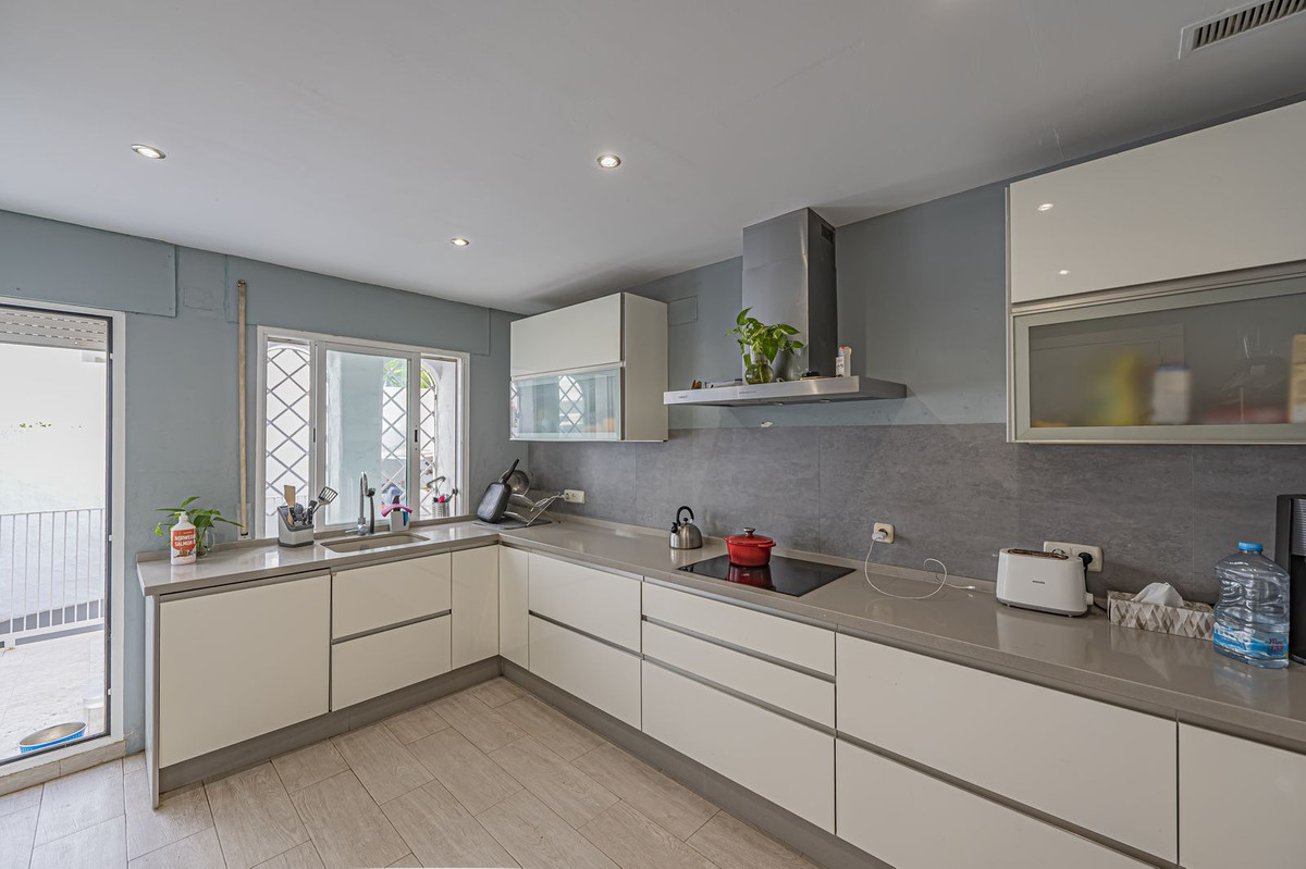 Vier-slaapkamer appartement in Río Real, Marbella in Río Real - foto 7