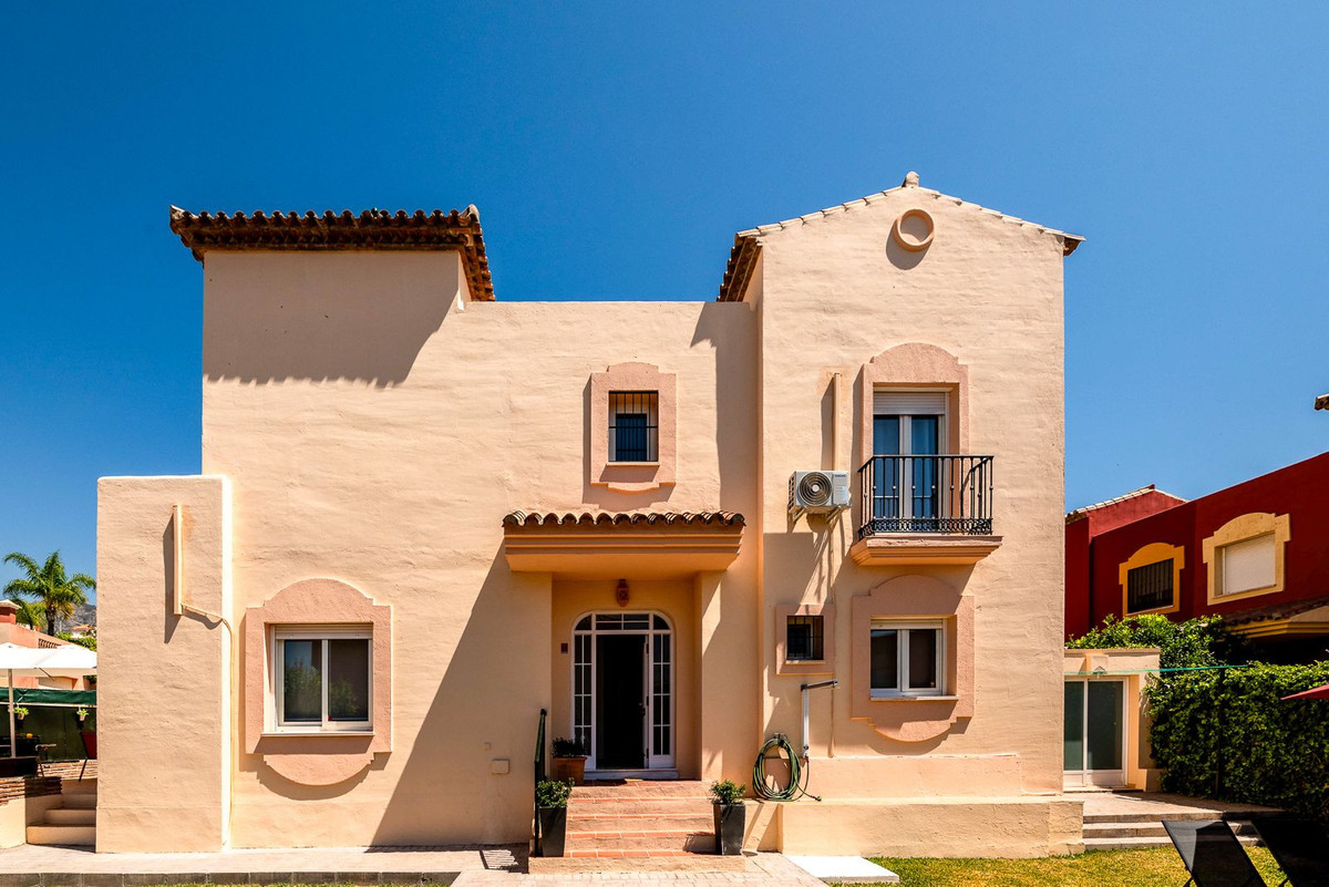 4 bedroom House in Marbella in Marbella - foto 4