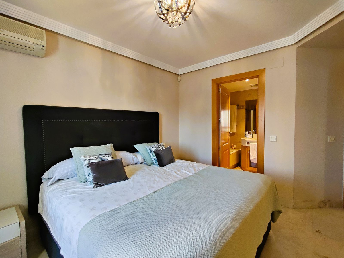 Drie-slaapkamerappartement in San Pedro de Alcántara in San Pedro de Alcántara - foto 15