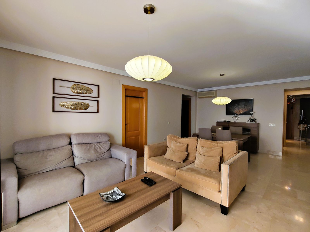 Drie-slaapkamerappartement in San Pedro de Alcántara in San Pedro de Alcántara - foto 7