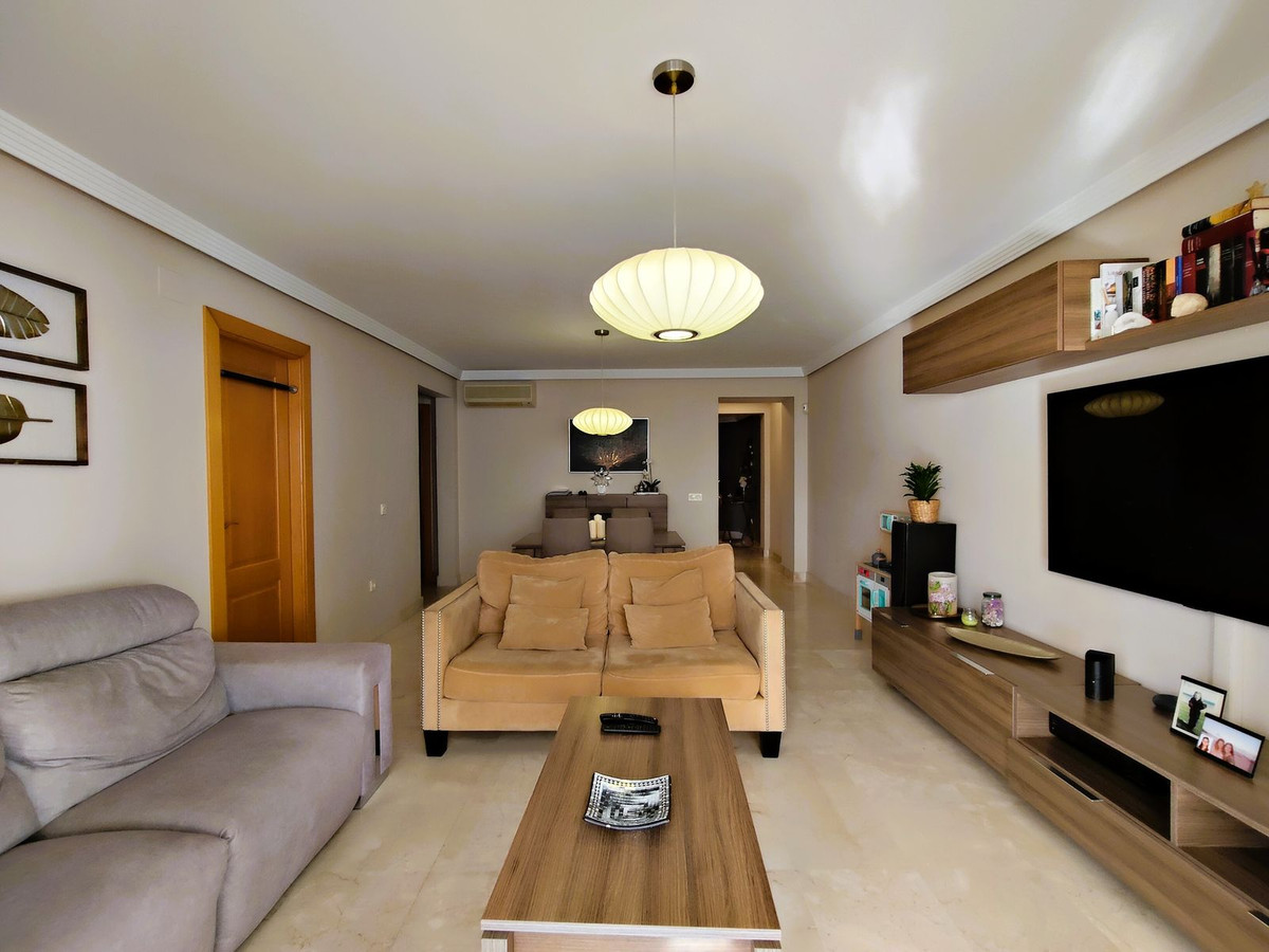 Drie-slaapkamerappartement in San Pedro de Alcántara in San Pedro de Alcántara - foto 9
