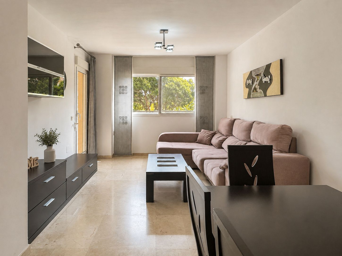3 bedroom Apartment in Torremolinos in Torremolinos - foto 2