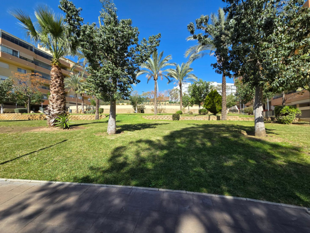 3 bedroom Apartment in Torremolinos in Torremolinos - foto 20