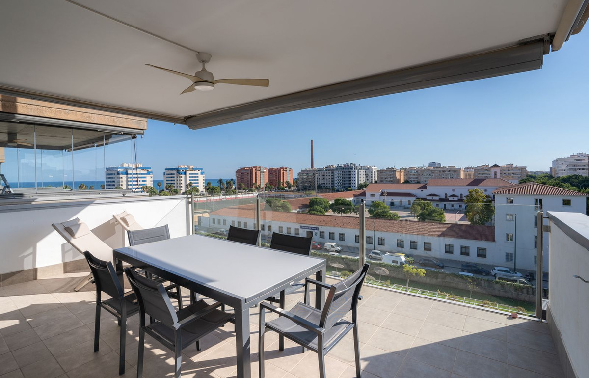 Appartement met 3 slaapkamers in Málaga Este in Málaga Este - foto 2