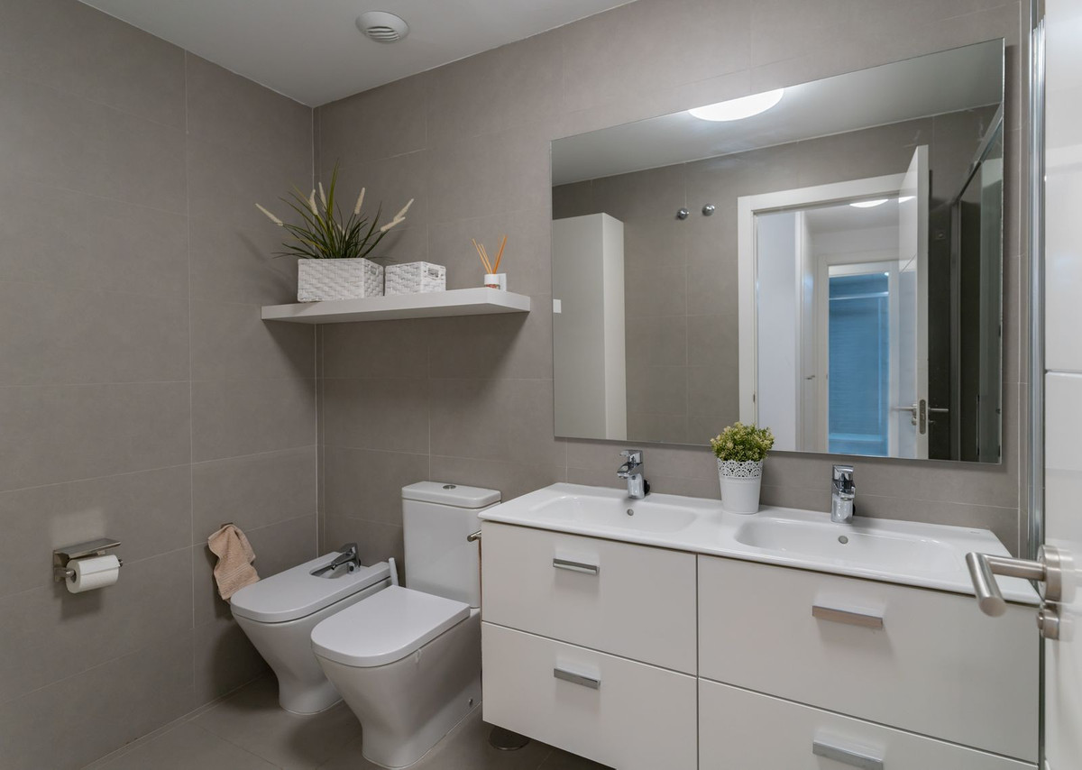 Appartement met 3 slaapkamers in Málaga Este in Málaga Este - foto 17