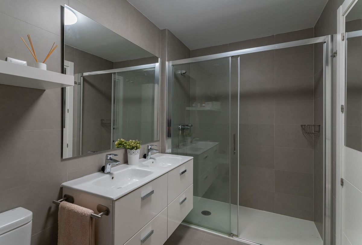 Appartement met 3 slaapkamers in Málaga Este in Málaga Este - foto 18