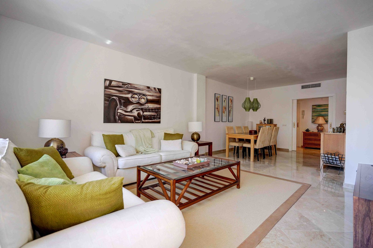 Drie-slaapkamerappartement in Calahonda in Calahonda - foto 4