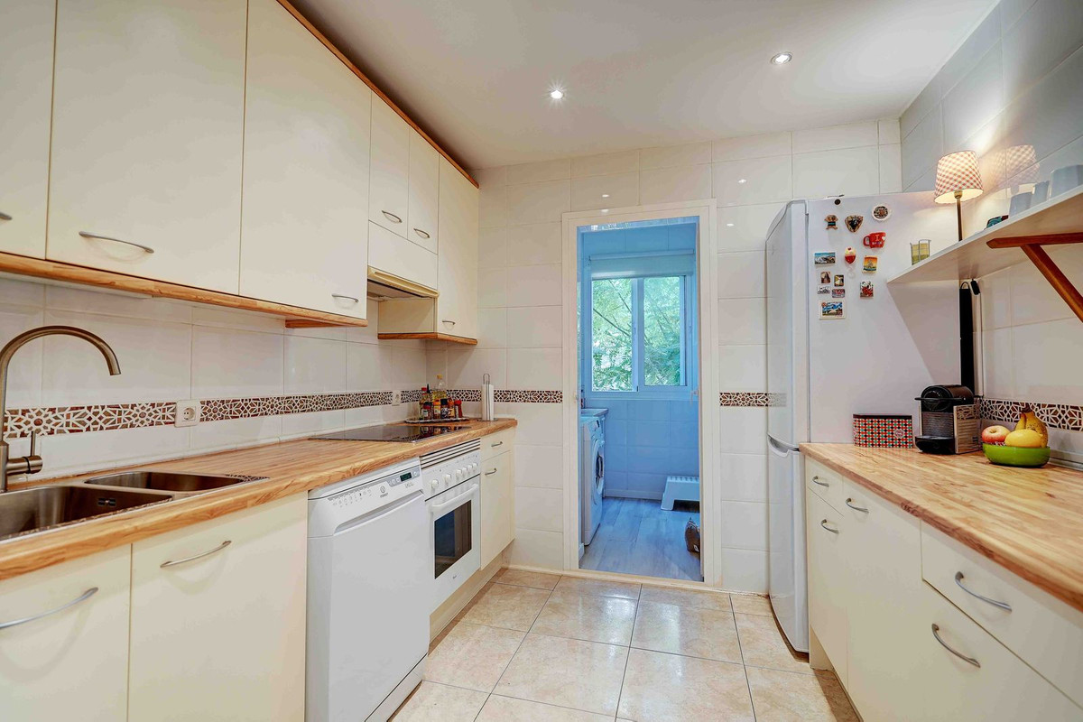 Drie-slaapkamerappartement in Calahonda in Calahonda - foto 10