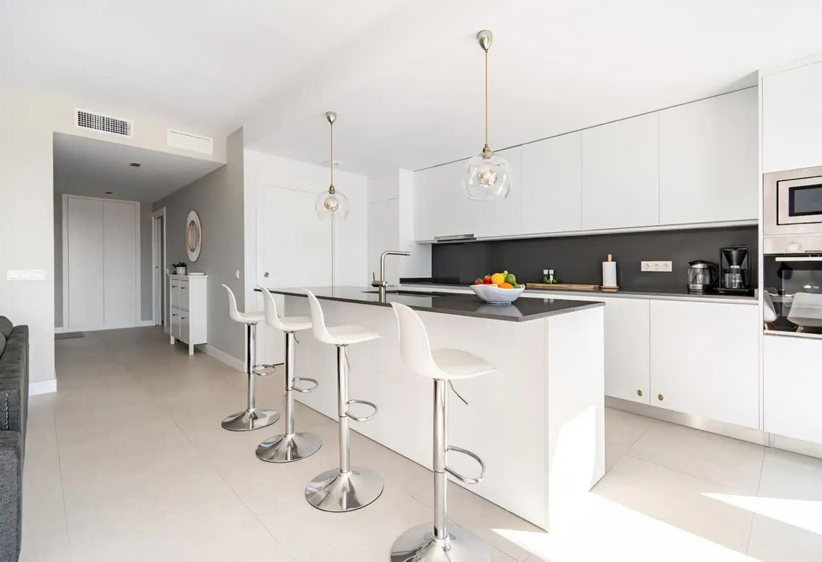 Exclusieve duplex-penthouse met privé dakterras in Estepona in Estepona - foto 11