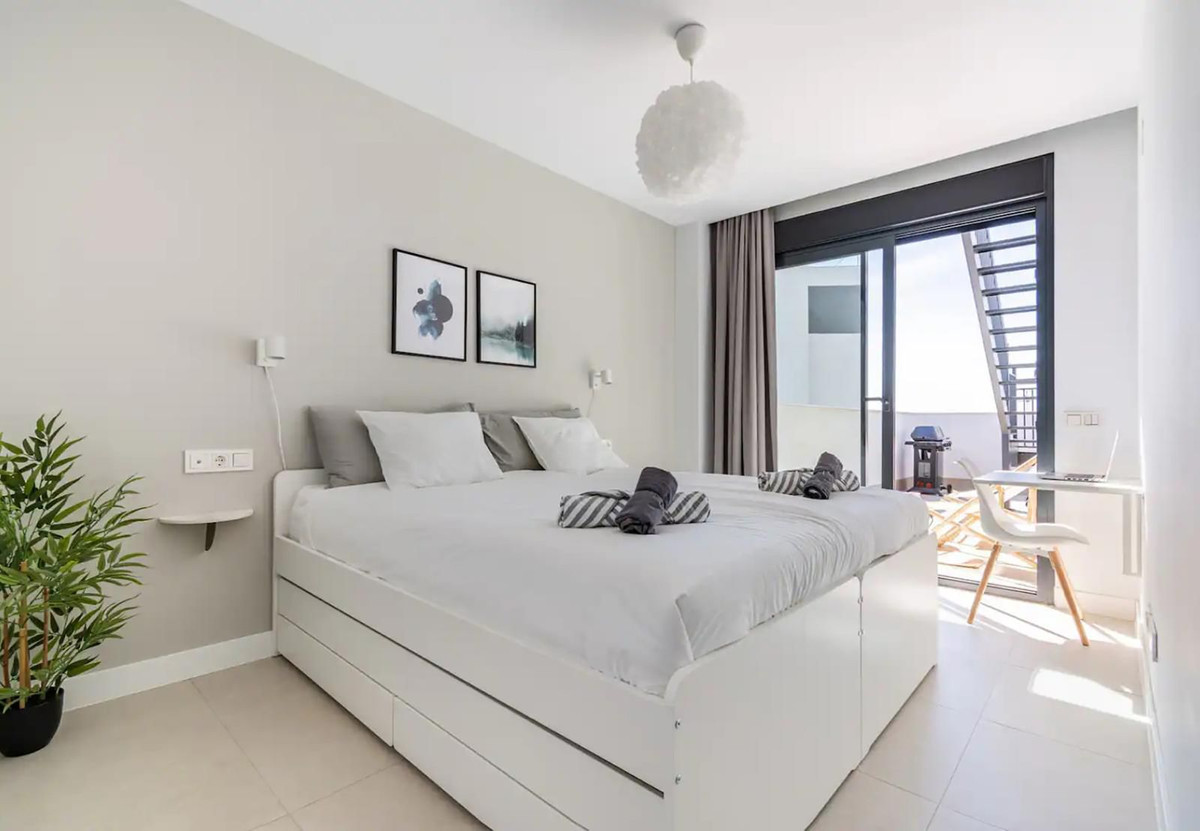Exclusieve duplex-penthouse met privé dakterras in Estepona in Estepona - foto 15