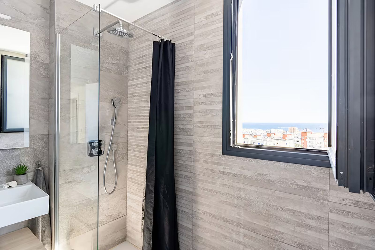 Exclusieve duplex-penthouse met privé dakterras in Estepona in Estepona - foto 19